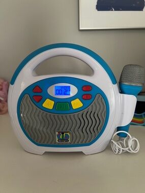 Kid designs Portable Karaoke Player with Microphone - White & Teal